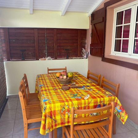 Cocon Tropical Apartamento Vieux-Habitants Exterior foto