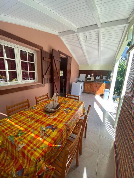 Cocon Tropical Apartamento Vieux-Habitants Exterior foto