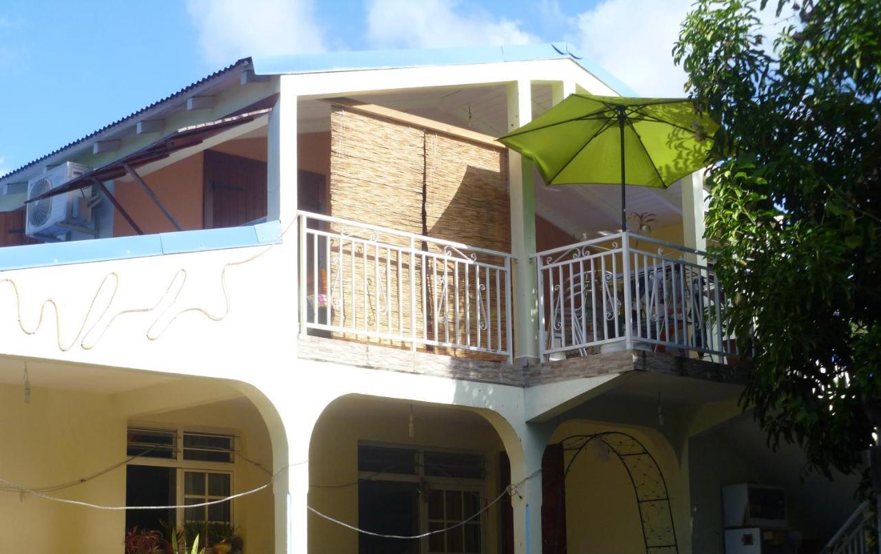 Cocon Tropical Apartamento Vieux-Habitants Exterior foto
